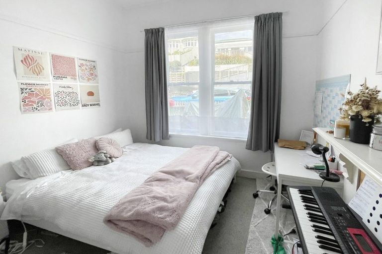 Photo of property in 127 Wallace Street, Mount Cook, Wellington, 6021