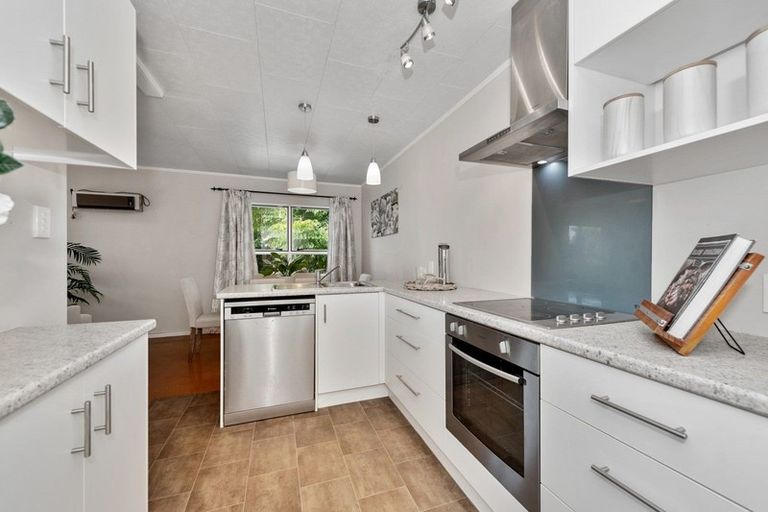 Photo of property in 32c Garland Drive, St Andrews, Hamilton, 3200