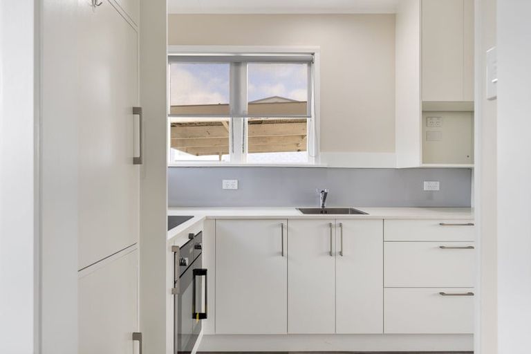 Photo of property in 19 Blenheim Place, Feilding, 4702