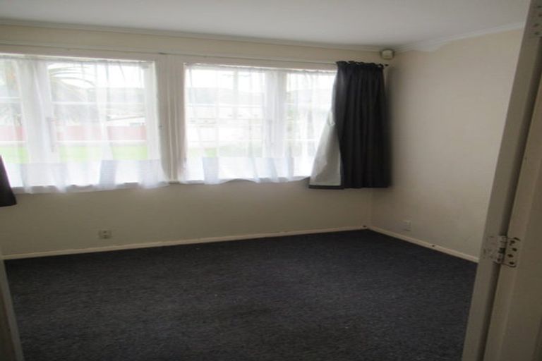 Photo of property in 1291 High Street, Taita, Lower Hutt, 5011
