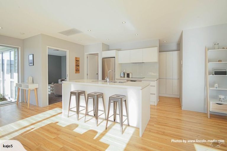 Photo of property in 60 Bradwell Crescent, Halswell, Christchurch, 8025