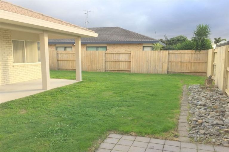 Photo of property in 321 Gravatt Road, Papamoa Beach, Papamoa, 3118