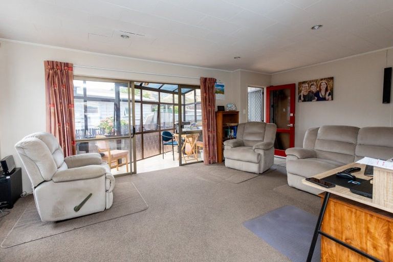 Photo of property in 46 Claremont Avenue, Paeroa, 3600