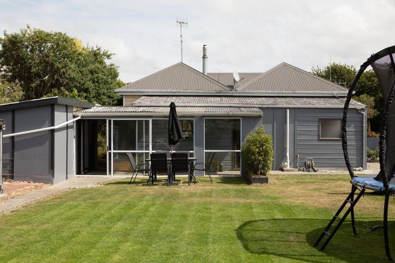 Photo of property in 11 Coronation Street, Waimate, 7924