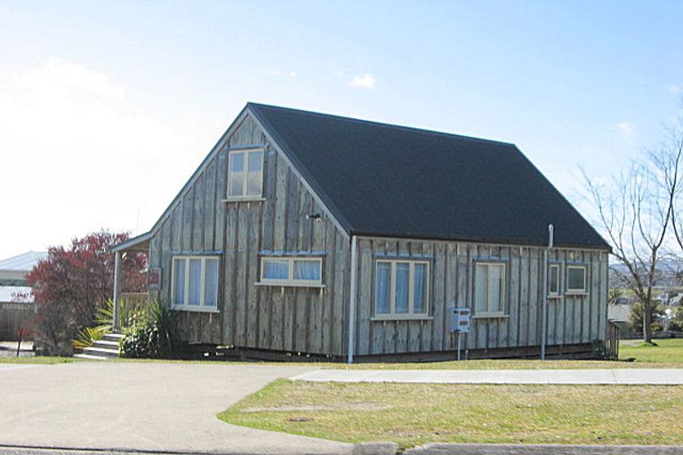 Photo of property in 28 Kahotea Drive, Motuoapa, Turangi, 3382