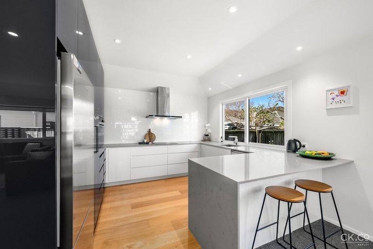Photo of property in 36 Lincoln Avenue, Epuni, Lower Hutt, 5011