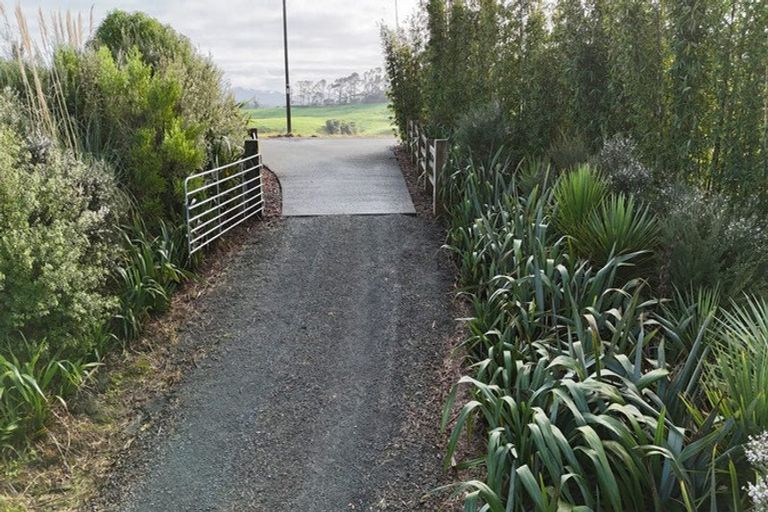 Photo of property in 33 Carter Road, Mangawhai, 0975