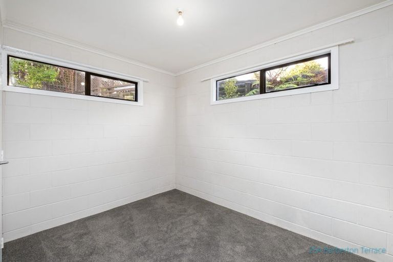 Photo of property in 25 Barberton Terrace, Red Hill, Papakura, 2110