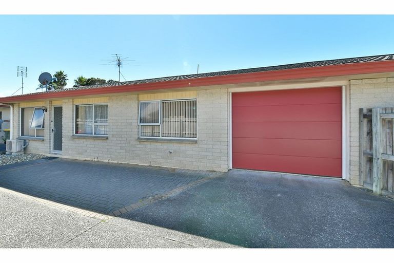 Photo of property in 3b West Hoe Road, Orewa, 0931