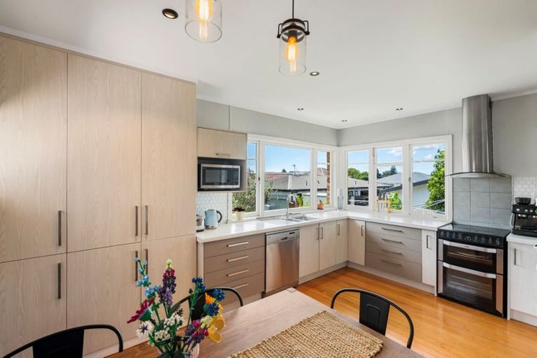Photo of property in 12 Hillstone Avenue, Gate Pa, Tauranga, 3112