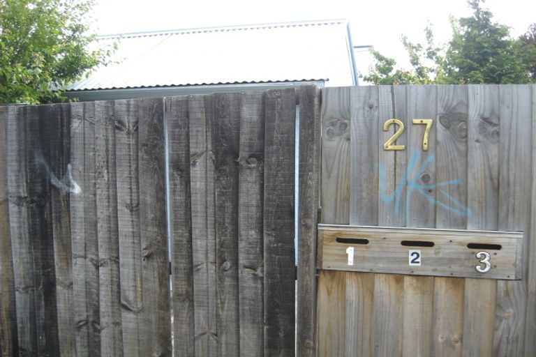 Photo of property in 3/27 Marshland Road, Shirley, Christchurch, 8061