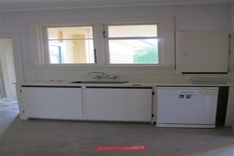 Photo of property in 42 Oakland Street, Andersons Bay, Dunedin, 9013