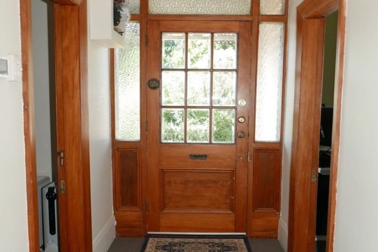 Photo of property in 17 Nairn Street, Spreydon, Christchurch, 8024