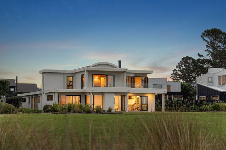 Photo of property in 19 Prescott Place, Pauanui, Hikuai, 3579