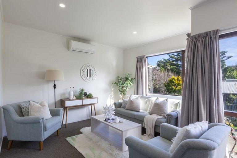 Photo of property in 42 Margaret Road, Raumati Beach, Paraparaumu, 5032