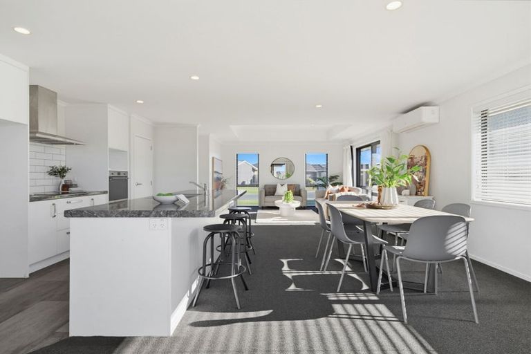 Photo of property in 52 Te Wharo Drive, Papamoa, 3118
