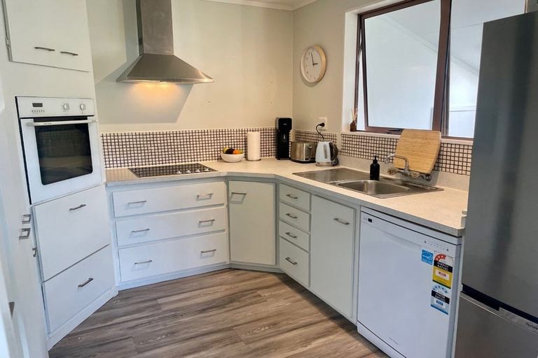 Photo of property in 21b Buckley Grove, Paraparaumu, 5032