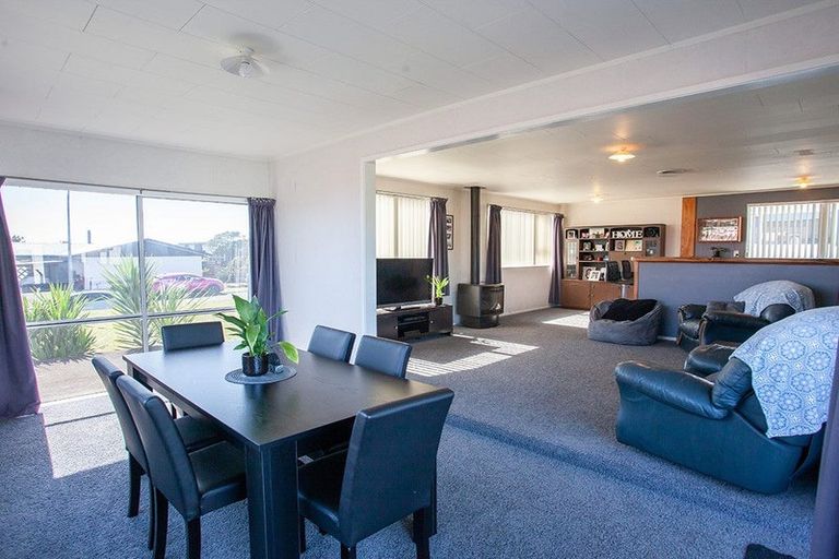 Photo of property in 34 Clifton Drive, Waitara, 4320