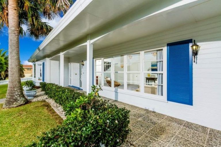 Photo of property in 78 Becroft Drive, Forrest Hill, Auckland, 0620