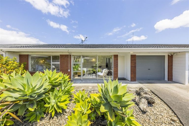 Photo of property in 2/181 Shirley Road, Papatoetoe, Auckland, 2025