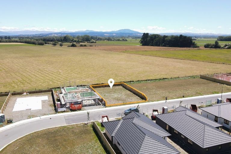 Photo of property in 21 Mehrtens Crescent, Woodend, 7691