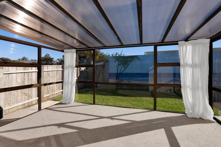 Photo of property in 7 Oleander Place, Bell Block, New Plymouth, 4312