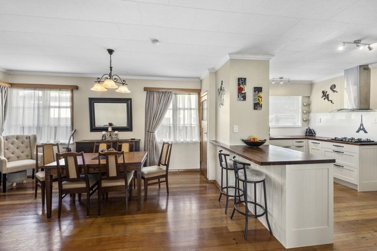 Photo of property in 843 High Street, Boulcott, Lower Hutt, 5011