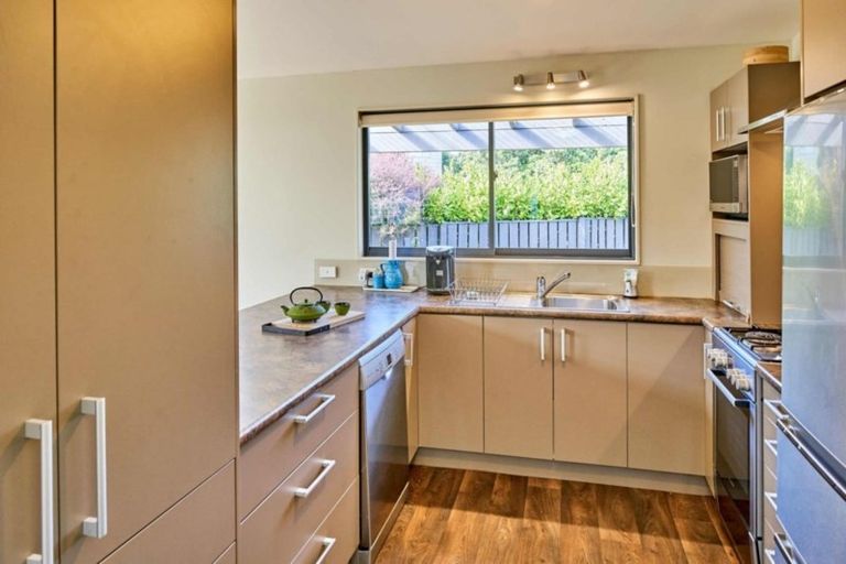 Photo of property in 81 Sea Vista Drive, Pukerua Bay, 5026