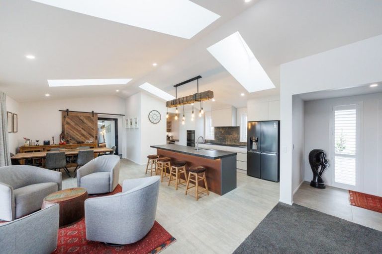 Photo of property in 12 Colquhoun Way, Kelvin Grove, Palmerston North, 4470