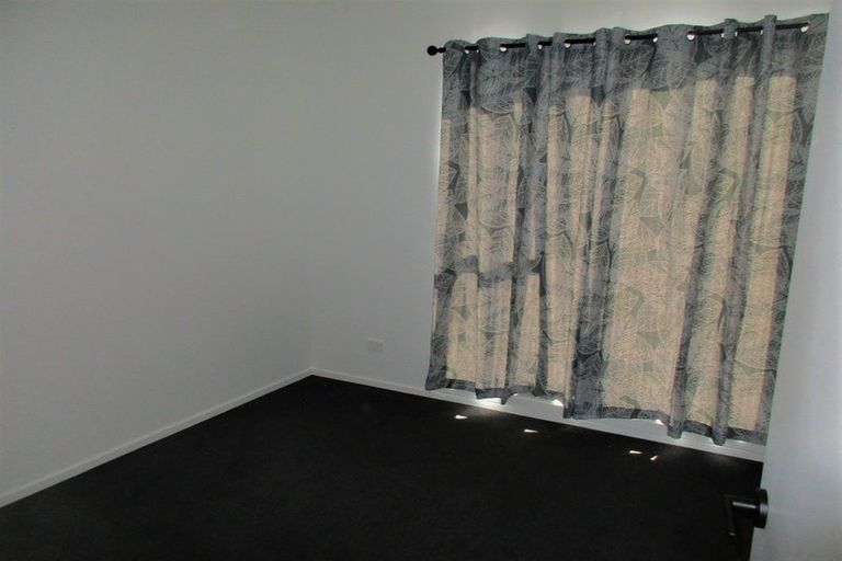 Photo of property in 4/10 Trieste Way, Paraparaumu, 5032