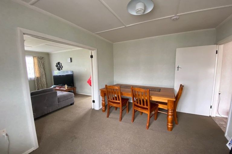 Photo of property in 85 Featherston Street, Takaro, Palmerston North, 4412