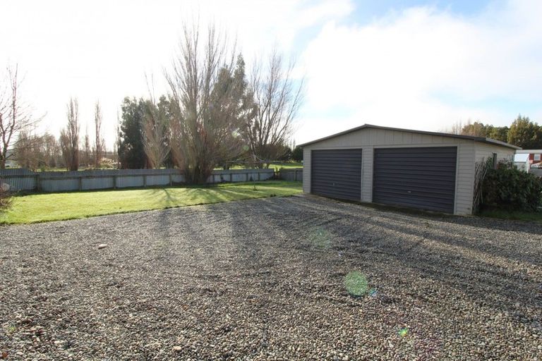 Photo of property in 10 Mccaughan Street, Browns, Winton, 9781