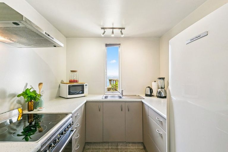 Photo of property in 77a Nicholson Road, Khandallah, Wellington, 6035