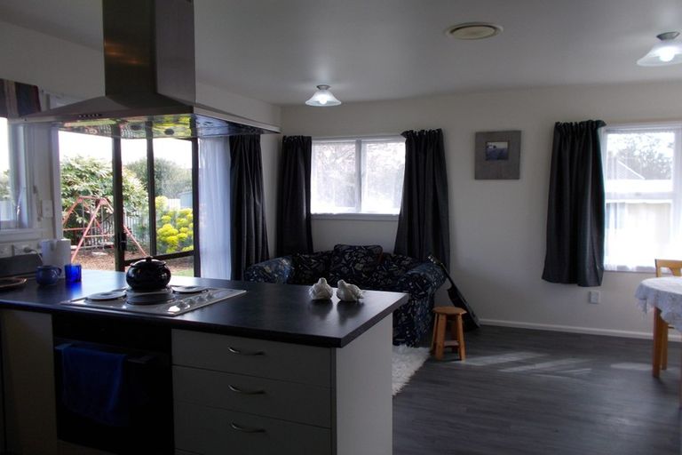 Photo of property in 82 Bamford Street, Woolston, Christchurch, 8023