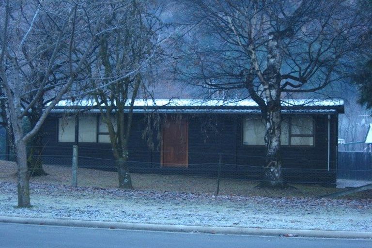 Photo of property in 9 Devon Street, Arrowtown, 9302