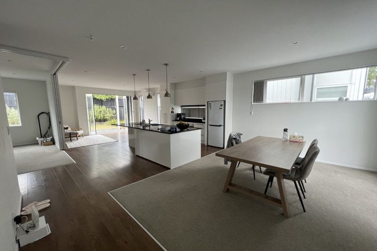 Photo of property in 17 Sunview Street, Silverdale, 0932