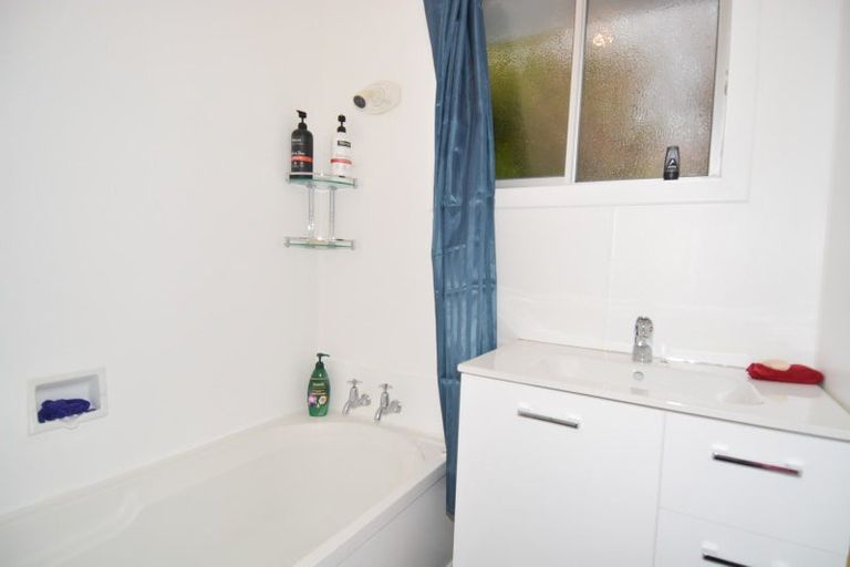 Photo of property in 5 Argyle Street, Kew, Invercargill, 9812