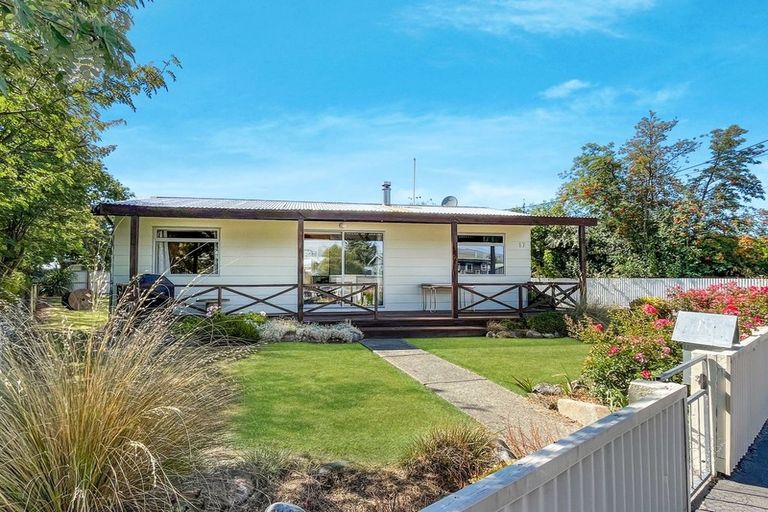 Photo of property in 17 Maryburn Road, Twizel, 7901