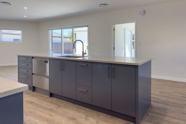 Photo of property in 9 Matau Crescent, Frimley, 4120