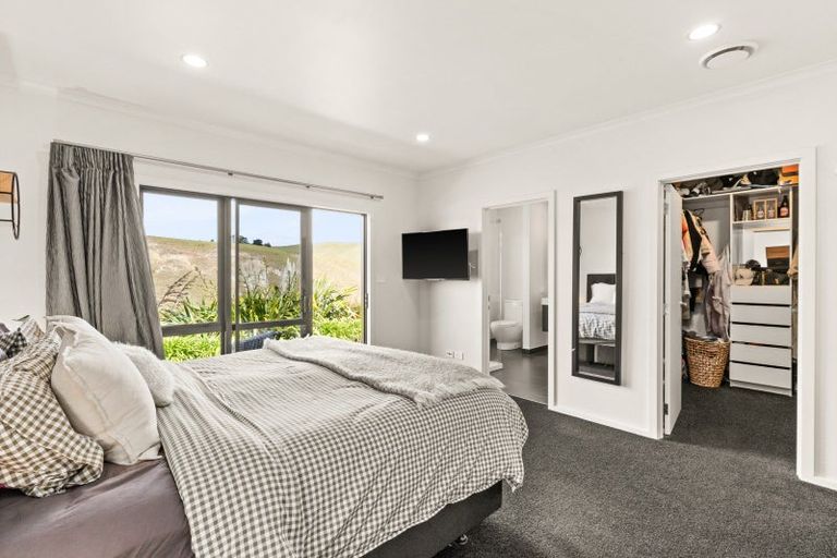 Photo of property in 32 Quarry Ridge, Poraiti, Napier, 4182