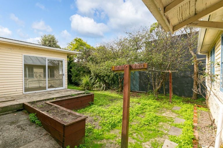 Photo of property in 10 Ribble Street, Island Bay, Wellington, 6023