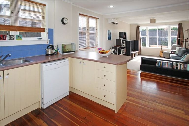 Photo of property in 36 Dublin Street, Pukekohe, 2120