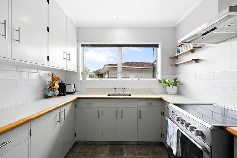 Photo of property in 8 Newcastle Road, Dinsdale, Hamilton, 3204