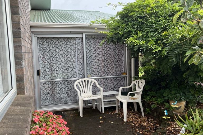 Photo of property in 38 Clifton Drive, Waitara, 4320