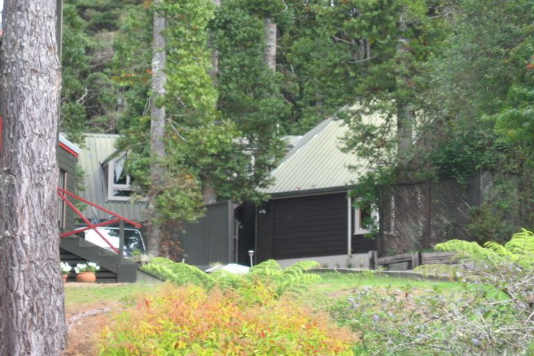 Photo of property in 36 Daffodil Street, Titirangi, Auckland, 0604