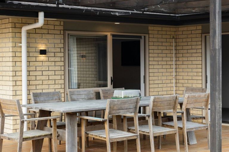 Photo of property in 105 Barrington Drive, Huntington, Hamilton, 3210