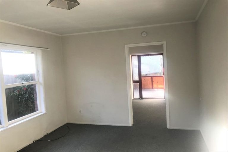 Photo of property in 3/328 Lake Road, Hauraki, Auckland, 0622