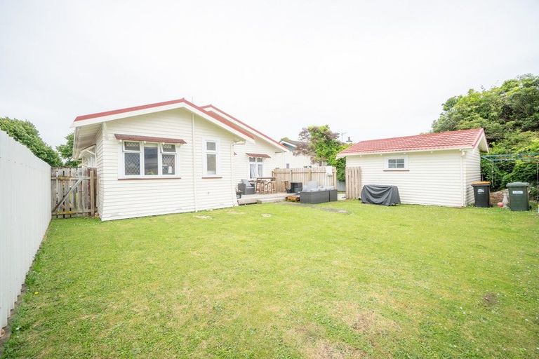 Photo of property in 19 South Street, West End, Palmerston North, 4410