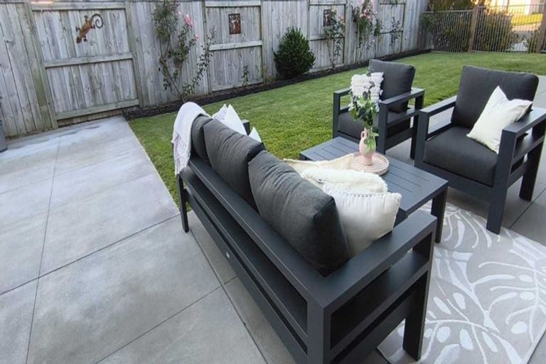 Photo of property in 25 Kahawai Place, Omokoroa, 3114