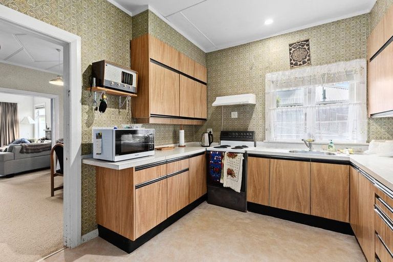 Photo of property in 17 Puriri Street, Miramar, Wellington, 6022